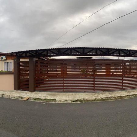 Apartamentos Maily La Fortuna Exterior foto