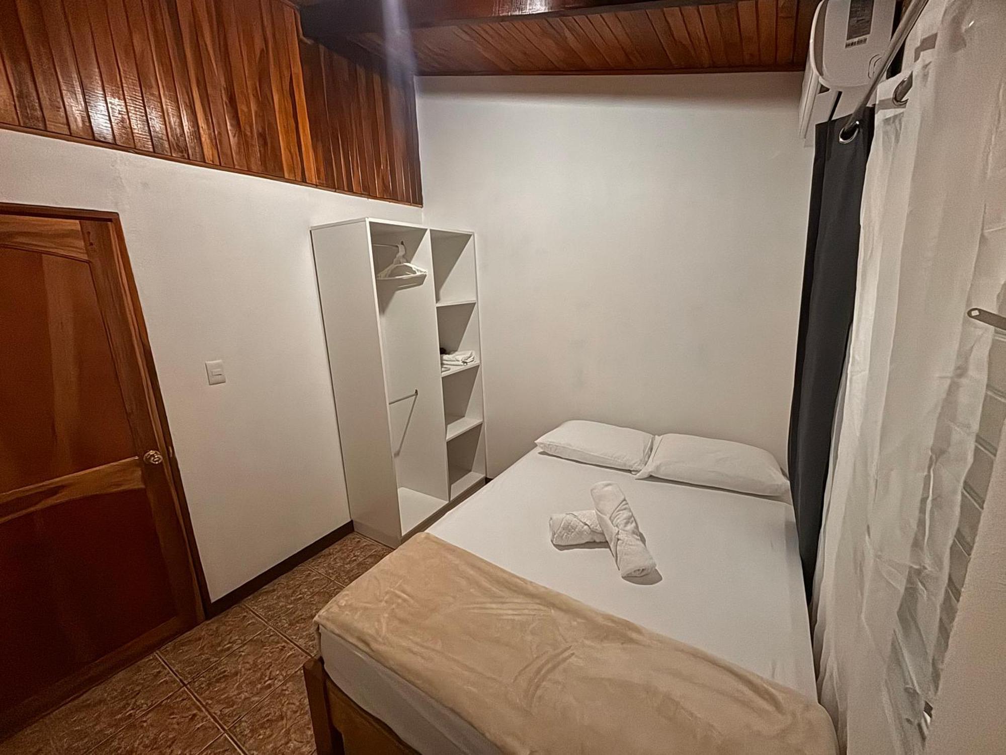 Apartamentos Maily La Fortuna Quarto foto